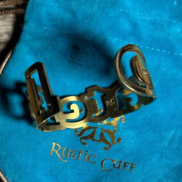 Rustic Cuff Gold-Tone Bracelet with Blue Pouch - Picture 3 of 3